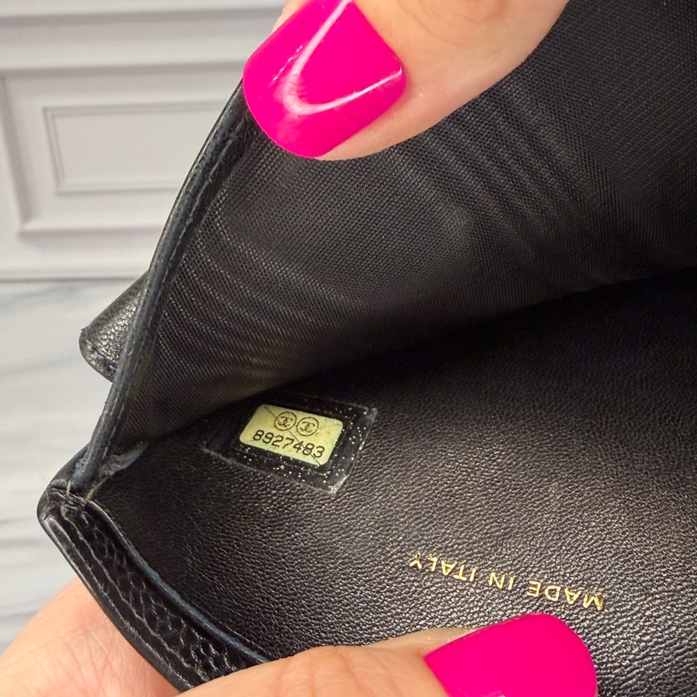 Chanel Black Caviar Leather Bifold Wallet CC Logo | Full Inclusion | Halo Intact - Picture 11 of 14
